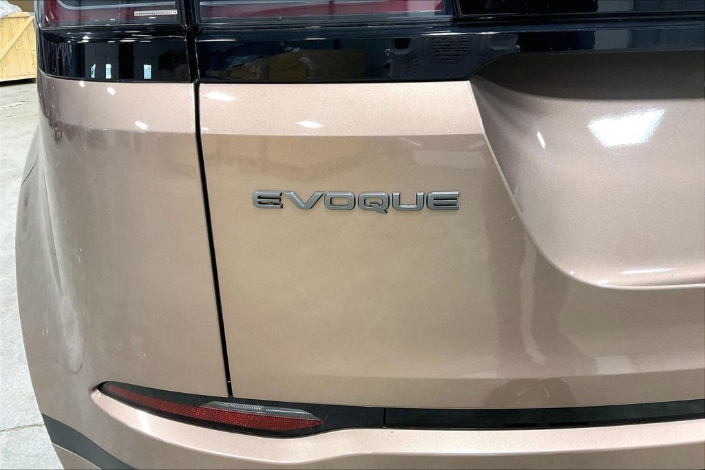Used 2026 Land Rover Range Rover Evoque S AWD/4WD image 25
