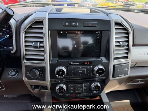 Used 2017 Ford F250 King Ranch w/ King Ranch Ultimate Package AWD/4WD image 7