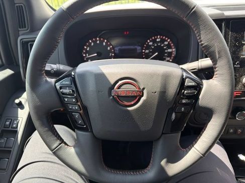 Used 2025 Nissan Frontier Pro-X w/ Pro Convenience Package RWD image 15