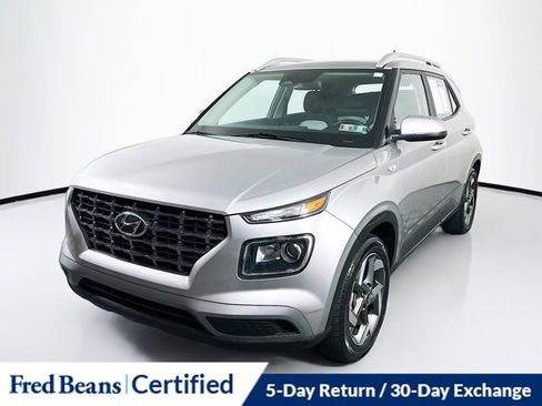 Certified 2023 Hyundai Venue SEL image 3