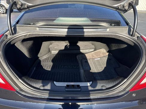 Used 2018 Jaguar XJ R-Sport RWD image 24