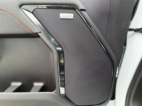 Used 2024 GMC Sierra 2500 AT4 w/ AT4 Premium Plus Package image 37