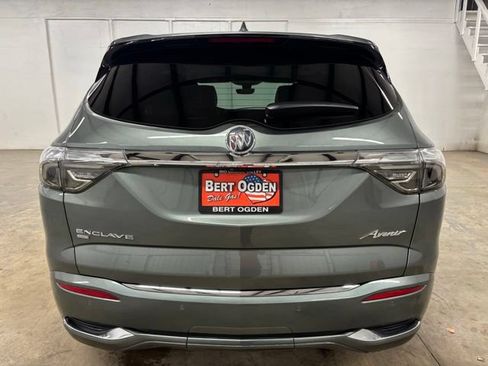 Used 2024 Buick Enclave Avenir w/ Avenir Technology Package AWD/4WD image 5