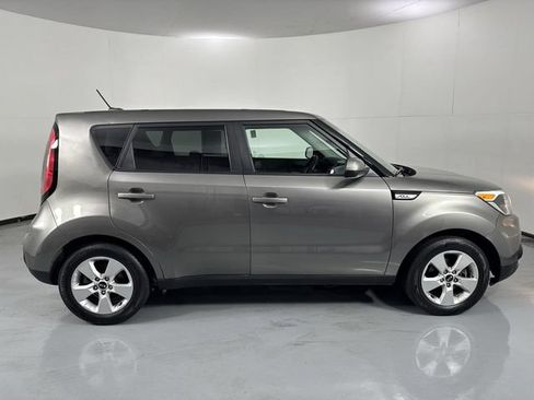 Used 2019 Kia Soul w/ Convenience Package FWD image 35