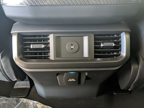 New 2025 Ford F150 Lariat w/ Equipment Group 501A Mid image 18