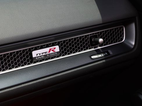 Used 2025 Honda Civic Type R image 26