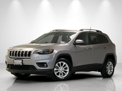 Used 2019 Jeep Cherokee Latitude w/ Popular Appearance Group FWD image 1