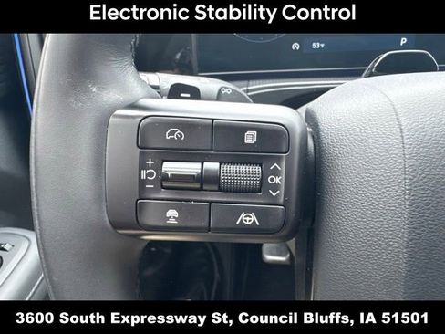 Used 2025 Hyundai Santa Fe Calligraphy AWD/4WD image 23