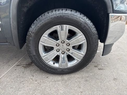 Used 2017 GMC Sierra 1500 SLT AWD/4WD image 11