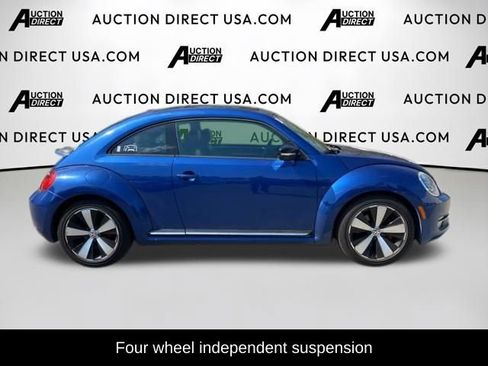 Used 2012 Volkswagen Beetle 2.0T image 5