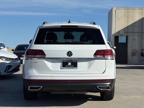 Used 2023 Volkswagen Atlas SE image 6