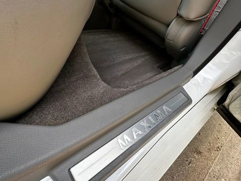 Used 2004 Nissan Maxima 3.5 SL w/ Driver Preferred Pkg image 28