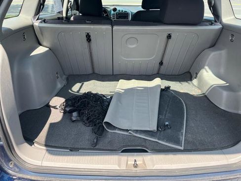 Used 2004 Toyota Matrix image 8