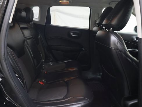 Used 2018 Jeep Compass Latitude w/ Popular Equipment Group image 13