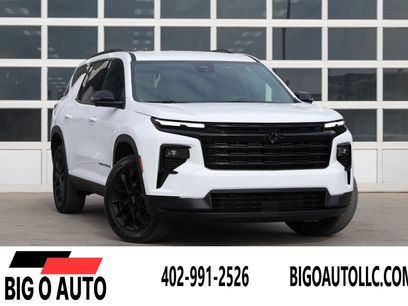 Used 2025 Chevrolet Traverse LT w/ Midnight/Sport Edition
