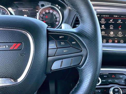 Used 2017 Dodge Challenger R/T Scat Pack RWD image 20