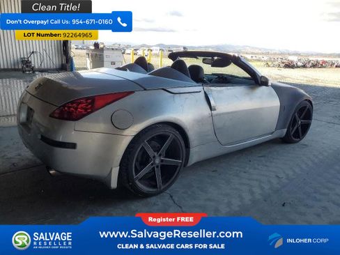 Used 2006 Nissan 350Z Touring image 4