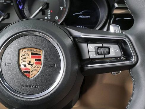 New 2026 Porsche Macan AWD image 12