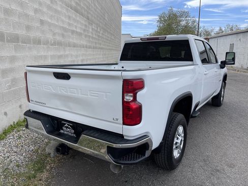 Used 2024 Chevrolet Silverado 2500 LT w/ Convenience Package AWD/4WD image 5
