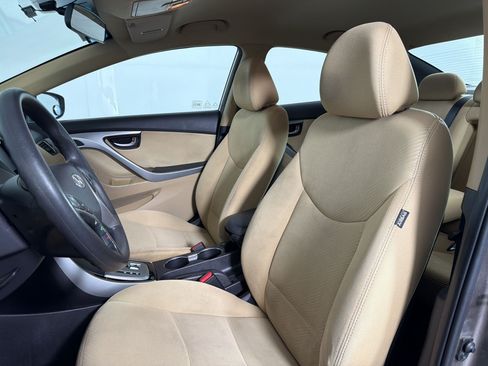 Used 2013 Hyundai Elantra GLS w/ Preferred Pkg FWD image 4