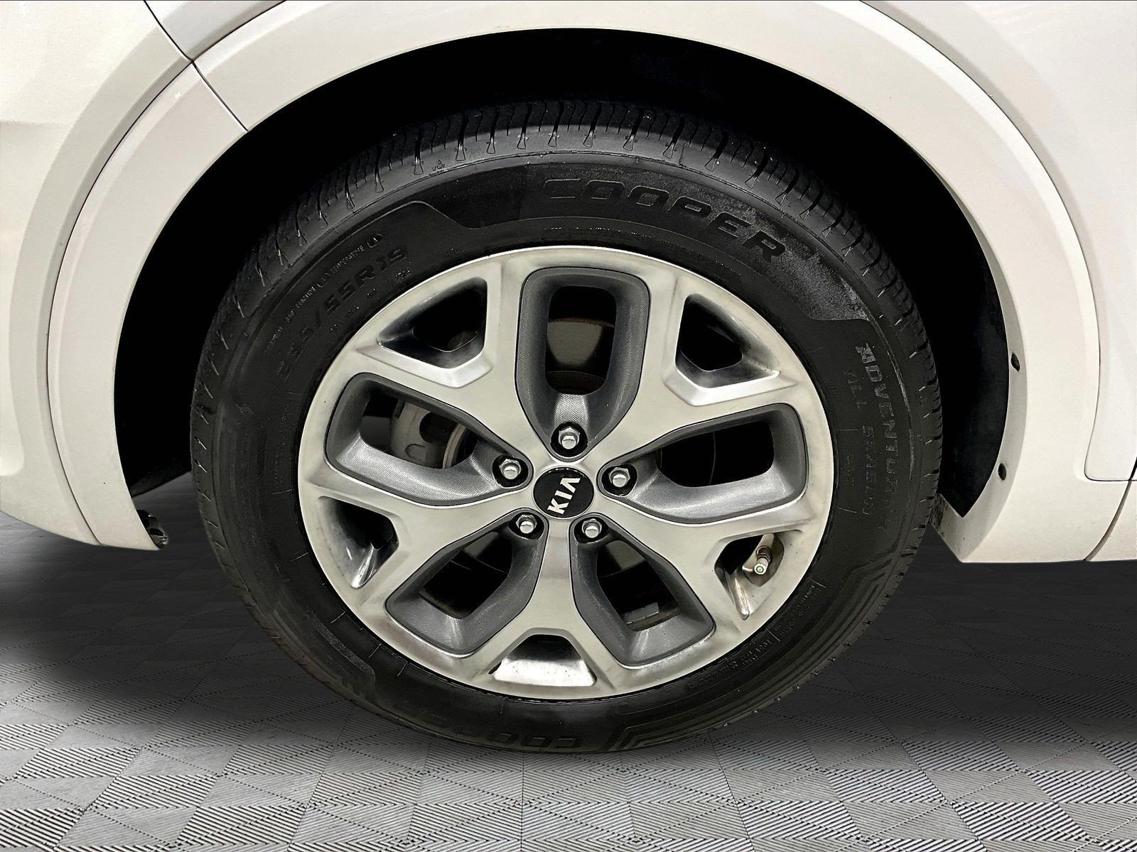 Used 2020 Kia Sorento SX AWD/4WD image 35