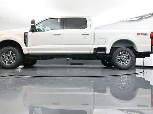 New 2026 Ford F250 Lariat w/ FX4 Off-Road Package AWD/4WD image 30