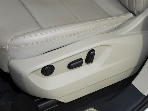 Used 2021 Volkswagen Atlas SE w/ Panoramic Sunroof Package image 24