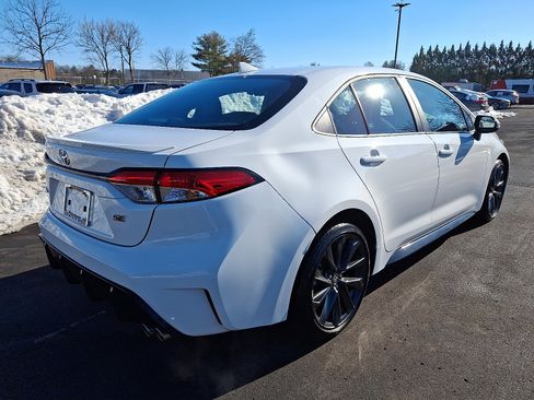 Used 2025 Toyota Corolla SE image 6