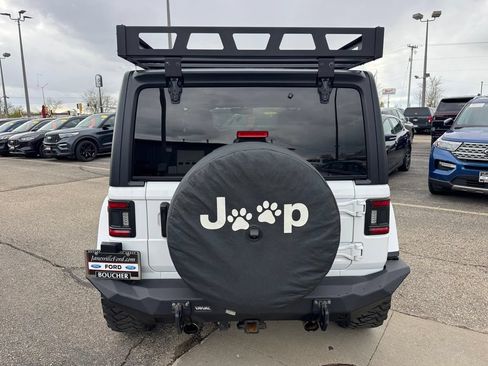 Used 2023 Jeep Wrangler Rubicon w/ Cold Weather Group AWD/4WD image 4