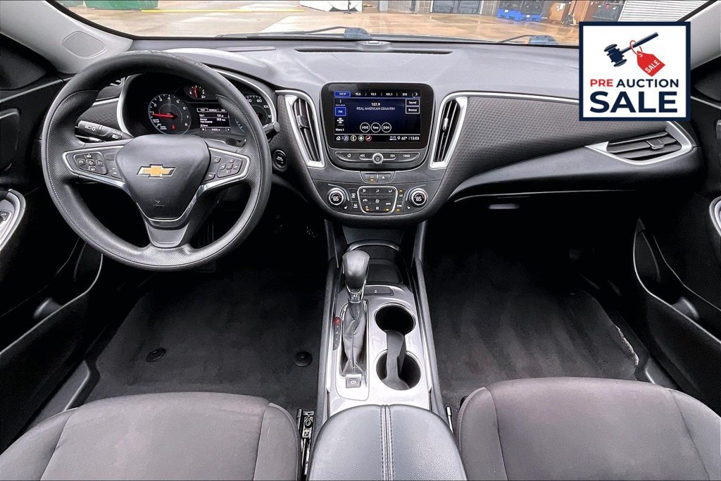 Used 2023 Chevrolet Malibu LT FWD image 15