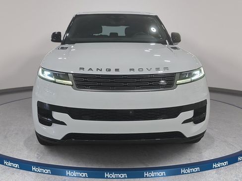 Used 2024 Land Rover Range Rover Sport SE AWD/4WD image 3