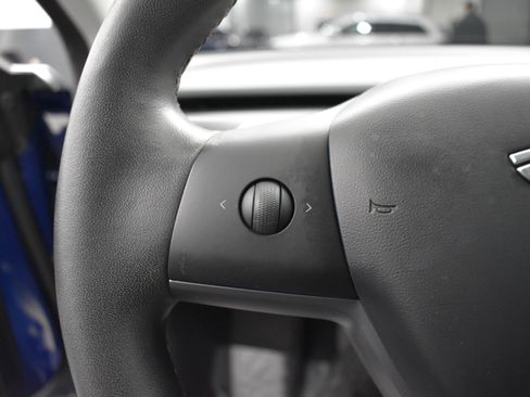 Used 2020 Tesla Model 3 image 10