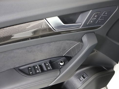 Used 2024 Audi SQ5 Premium Plus w/ Premium Plus Package image 22