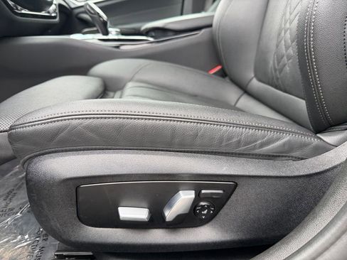 Used 2022 BMW 530i xDrive w/ Premium Package image 22