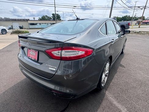 Used 2016 Ford Fusion Titanium FWD image 8