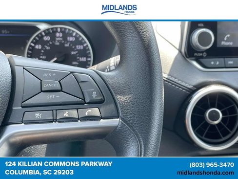 Used 2025 Nissan Sentra SV FWD image 21
