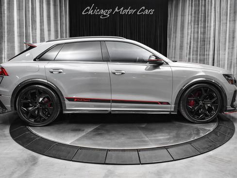 Used 2023 Audi RS Q8 4.0T Quattro Black Optic Exec w/ Black Optic Package image 44