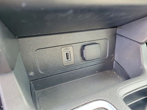 Used 2018 Ford Escape S image 11