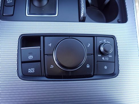 Certified 2024 MAZDA CX-90 Plug-In Hybrid w/ Preferred AWD/4WD image 21