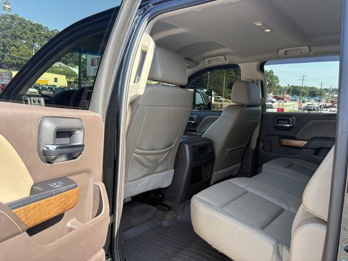 Used 2017 Chevrolet Silverado 1500 LTZ w/ Sport Package AWD/4WD image 11