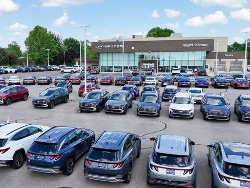 Used 2022 Subaru Ascent Onyx Edition image 32