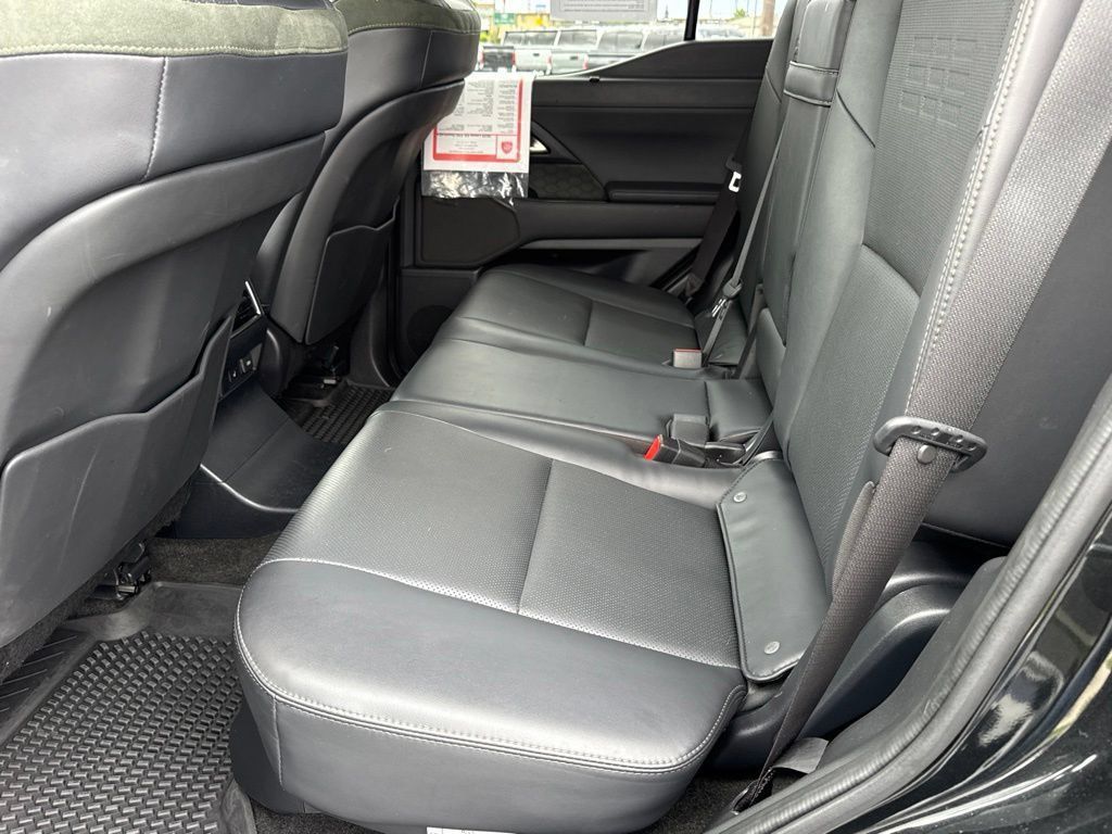 Used 2025 Lexus GX 550 AWD/4WD image 34