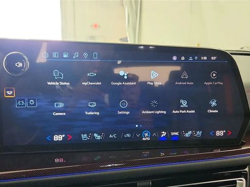 New 2026 Chevrolet Traverse RS FWD image 24
