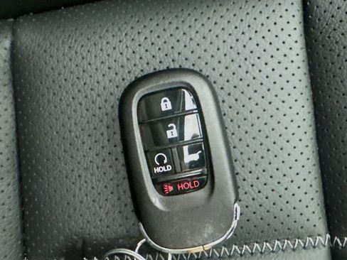 Certified 2026 Honda HR-V EX-L image 35