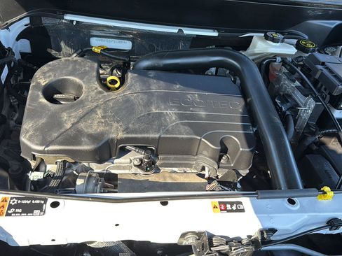 Certified 2023 Chevrolet Equinox LT image 30