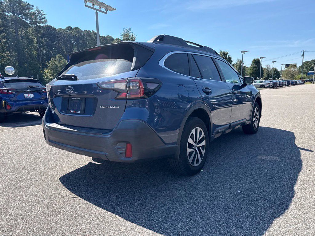 Used 2021 Subaru Outback Premium AWD/4WD image 5