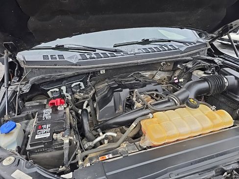 Used 2018 Ford F150 XLT w/ XTR Package image 30