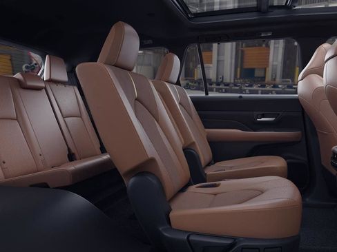 New 2026 Toyota Grand Highlander AWD Hybrid image 21