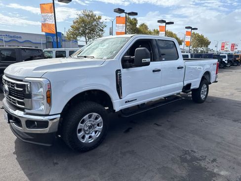 Used 2024 Ford F250 XLT AWD/4WD image 21