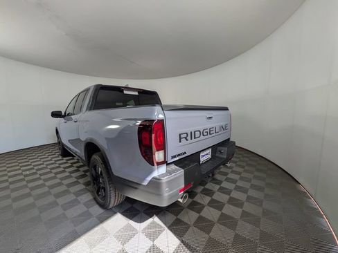 New 2026 Honda Ridgeline Black Edition image 17